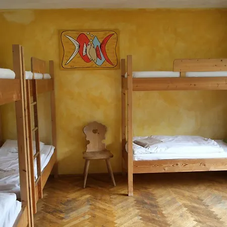 Schwarzer Adler Otel